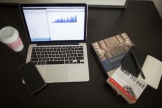 50万的贷款五厘一年利息怎么算？